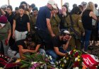 Hukuk uzmanları, Hamas'ın insanlığa karşı suç işlediğini ve dünyanın bunları durdurmak için 'hızlı hareket etmesi' gerektiği konusunda uyarıyor