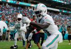 Dolphins'in Tyreek Hill'i olası ters takla selfie video cezasını omuz silkiyor: 'Buna değer'
