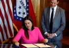 Sarah Huckabee Sanders, eyalet hükümetinin kullanımından 'uyandırıcı, kadın karşıtı sözcükleri' kaldıran başkanlık emrini imzalayacak