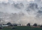 IDF'nin kuzey sınırında 'yüksek alarm' durumunda olması nedeniyle daha fazla İsrail askeri Gazze'ye akın ediyor