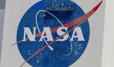 NASA, 'gezegenimizin en büyük gizemlerinden birini' incelemek için yeni UFO araştırma direktörü atadı