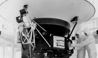 NASA, haftalarca süren sessizliğin ardından Voyager 2 uzay aracıyla yeniden bağlantı kurdu