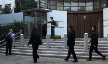 Yetkililer, Çin'de İsrail büyükelçiliği çalışanının yabancı uyruklu biri tarafından bıçaklandığını açıkladı