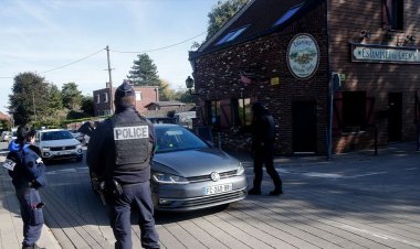 Belçika polisi, iki İsveçli futbol taraftarını öldürdüğünden şüphelenilen Tunuslu adamı öldürdü
