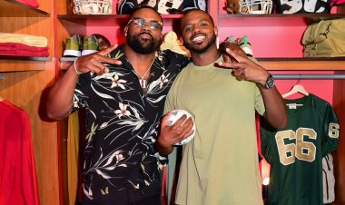 Heisman Trophy kazananı Mark Ingram, kolej futbolu bagaj kapağı yarışmasında Alabama taraftarıyla birlikte çalışıyor