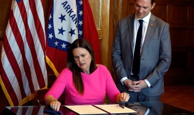 Sarah Huckabee Sanders, eyalet hükümetinin kullanımından 'uyandırıcı, kadın karşıtı sözcükleri' kaldıran başkanlık emrini imzalayacak