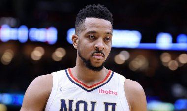 Pelicans'ın yıldızı, NBA Finalleri kazananlarının kendilerini 'dünya şampiyonu' olarak adlandırıp adlandıramayacakları konusunda nihai kararını veriyor