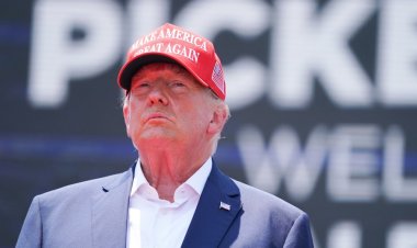 Trump Temsilciler Meclisi Başkanı olarak siyasetin 'ördek gagalı ornitorenk'i olacak