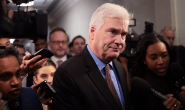 McCarthy'yi deviren Temsilciler Meclisi'ndeki bazı Cumhuriyetçiler Emmer'ın başkanlık teklifini kabul etti