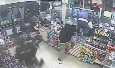 Yağmacı çetesi California 7-Eleven mağazasını videoda 'terörize etti': yetkililer