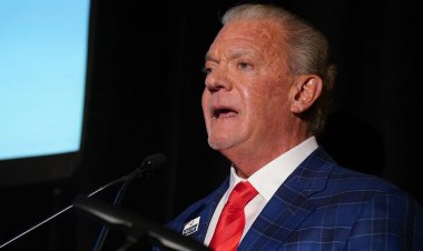 Colts'un sahibi Jim Irsay, NFL'nin başarısız çağrıları kayıp olarak kabul ettiğini açıkladı; cezaların tekrar oynatılarak incelenmesini istiyor