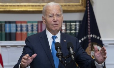 Uzmanlar Biden'ın yapay zekaya ilişkin idari emrini 'ilk adım' olarak nitelendiriyor ancak bazıları şüphelerini dile getiriyor