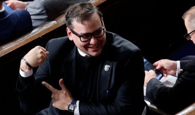 GOP Temsilcisi Santos, New York'taki yeni dolandırıcılık suçlamalarını reddetti