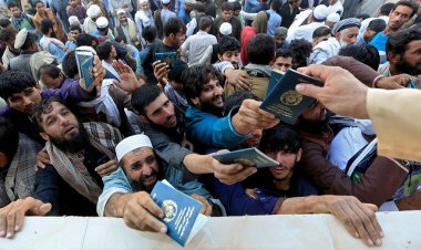 Pakistan, 1,4 milyondan fazla belgesiz Afgan vatandaşını sınır dışı etmeye hazırlanıyor; BM sürenin uzatılmasını istiyor