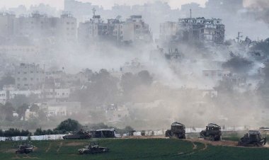 IDF'nin kuzey sınırında 'yüksek alarm' durumunda olması nedeniyle daha fazla İsrail askeri Gazze'ye akın ediyor