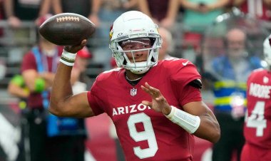 Vikings, Kirk Cousins'in sezon sonu sakatlığının ardından Cardinals oyun kurucusu Josh Dobbs'u takasladı