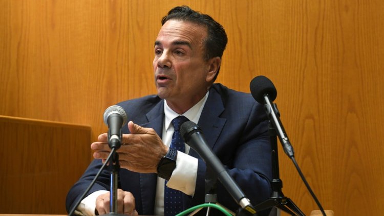 Connecticut belediye başkanı şüpheli oy pusulası ile devamsızlık görüşmelerini yalanladı