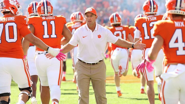 Clemson'dan Dabo Swinney, olumsuzluk getiren hayranların yüzdesini eleştiriyor: 'Onlar sorunun bir parçası'