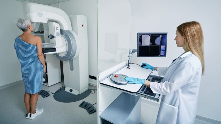 Meme kanserinde çığır açan gelişme: Yapay zeka, mamografi çalışmasında tanı öncesinde vakaların üçte birini tahmin ediyor