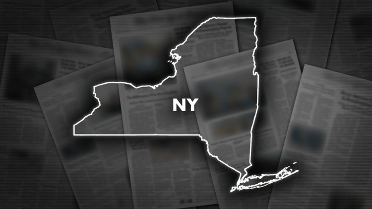New York çalışanı arabadan geçerken vurularak öldürüldü, 2 kişi de yaralandı