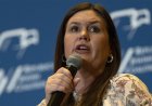 Arkansas Valisi Sarah Sanders, 2024 Cumhuriyetçi başkanlık yarışına büyük destek verdi