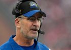 Panthers antrenörü Frank Reich, takımın son yenilgisinin ardından aniden oyun çağrısı görevini yeniden üstlendi