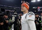 Bengals'lı Joe Burrow bilek sakatlığı nedeniyle sezonun geri kalanında sahalardan uzak kalacak