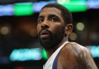 Mavericks'ten Kyrie Irving maç sonrası basın toplantısında keffiyeh giydi
