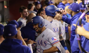 Rangers, World Series'de liderliği ele geçirmek için 4. maçta Diamondbacks'i mağlup etti