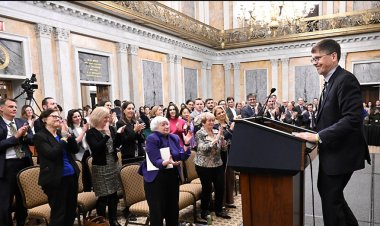 Yellen, üst düzey Hazine yetkilisinin küresel ekonomiyi şekillendirmede onlarca yıl boyunca 'araçsal' hizmet verdikten sonra emekli olduğunu söyledi