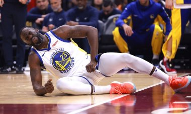 Warriors'tan Draymond Green, Cavs'e yenildiği sırada kasıklarından tekme aldığı için üzgündü