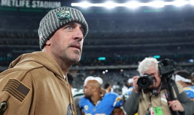 Aaron Rodgers, Chargers'a yenildikten sonra Jets'in geri döneceğini ima etti