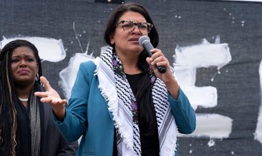 Meclis, İsrail karşıtı yorumları nedeniyle Rashida Tlaib'in kınanmasını oyladı