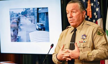 Milletvekilleri tarafından yere çarpan Los Angeles muhabirine 700.000 dolar tazminat verildi