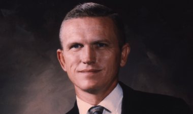 Apollo 8'in komutanı ve uzay öncüsü Frank Borman 95 yaşında hayatını kaybetti