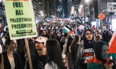 NYC'nin Grand Central Terminali, Filistin yanlısı göstericilerin akın edip girişi tahrip etmesinden sonra yeniden açıldı