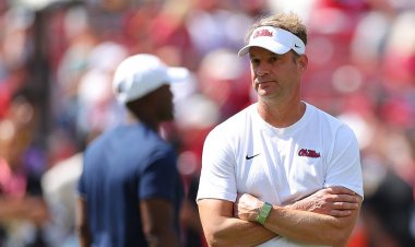 Lane Kiffin, DeSanto Rollins'le akıl sağlığı konusunda sızdırılan fikir alışverişinde yanlış bir şey yapmadı - yorum