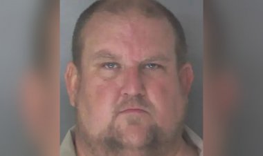 Seri futbol bileti dolandırıcısı kaçağı ve kurbanları ülke çapında Gürcistan'da yakalandı