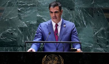 İspanya Sosyalist Başbakan Pedro Sánchez'i yeniden seçti