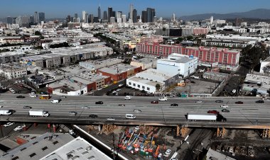 Yetkililer, Los Angeles otoyolunun yangının ardından planlanandan önce tamamen yeniden açıldığını söyledi