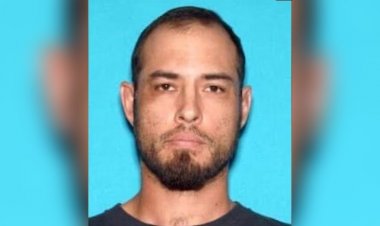 Colorado polisi, mülkiyet anlaşmazlığı nedeniyle dörtlü silahlı saldırıda 3 kişinin öldürülmesinin ardından silahlı saldırganın peşinde