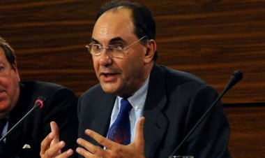 Sağcı İspanyol politikacıya düzenlenen suikast girişimiyle ilgili olarak 3 kişi tutuklandı