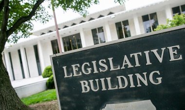 Kuzey Carolina'lı ilerici Demokrat, Yahudi Grubu'na izin verilmesinin partiyi 'sonlandıracağını' söyledi: 'Her şeyi kontrol ediyorlar'