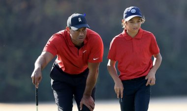 Tiger Woods gelecek ay oğlu Charlie ile PNC Şampiyonasına döneceğini duyurdu