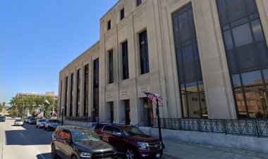 Iowa'da seçilmiş yetkilinin karısı, oy pusulası doldurma planında seçmen sahtekarlığından suçlu bulundu