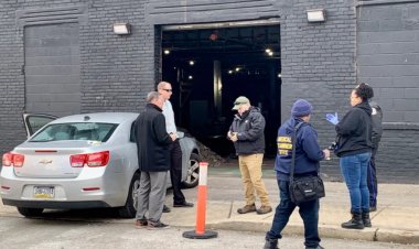 Philadelphia'daki depo çalışanı asansör boşluğundan düştükten sonra öldü: polis