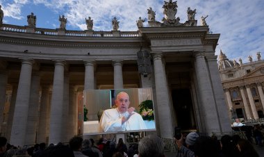 Papa Francis, Dubai iklim konferansı gezisi öncesinde akciğer iltihabını açıkladı