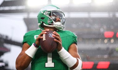 Jalen Hurts, Eagles'ı evinde Bills karşısında heyecanlı bir uzatma galibiyetine taşıdı