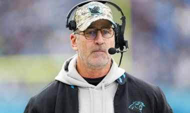 Panthers, 11 maçın ardından antrenör Frank Reich'ı kovdu