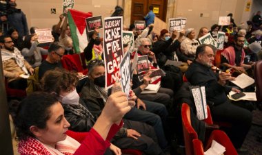 Berkeley belediye başkanı yerel ateşkes kararına karşı çıkıyor ve bunun 'burada, evde nefret alevlerini körükleyeceğini' söylüyor